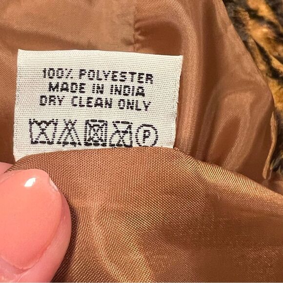 WHAT GOES AROUND COMES AROUND faux fur shrug 🔥 small - Picture 9 of 9